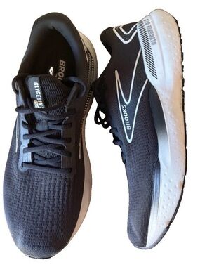 Brooks Black and White Athletic Running Shoes